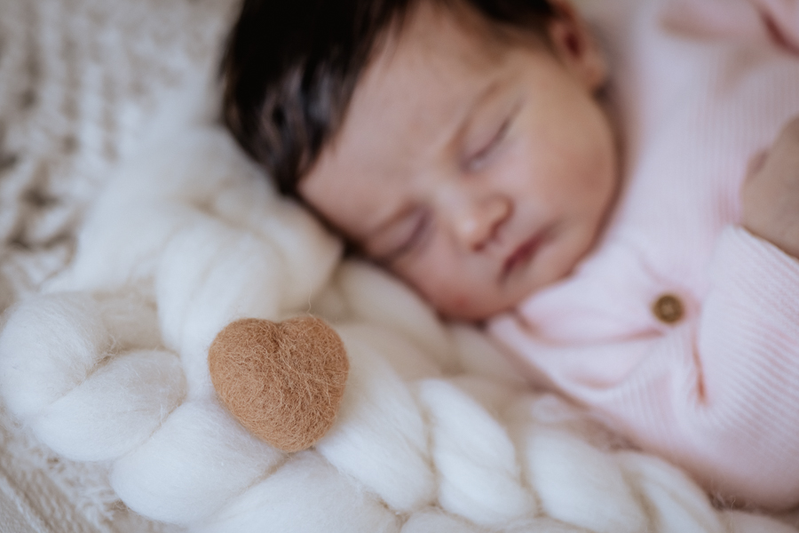 Newborn Fotoshooting im Studio Rain